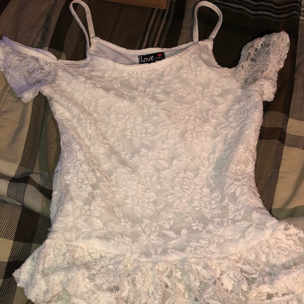 Off the shoulder Tank